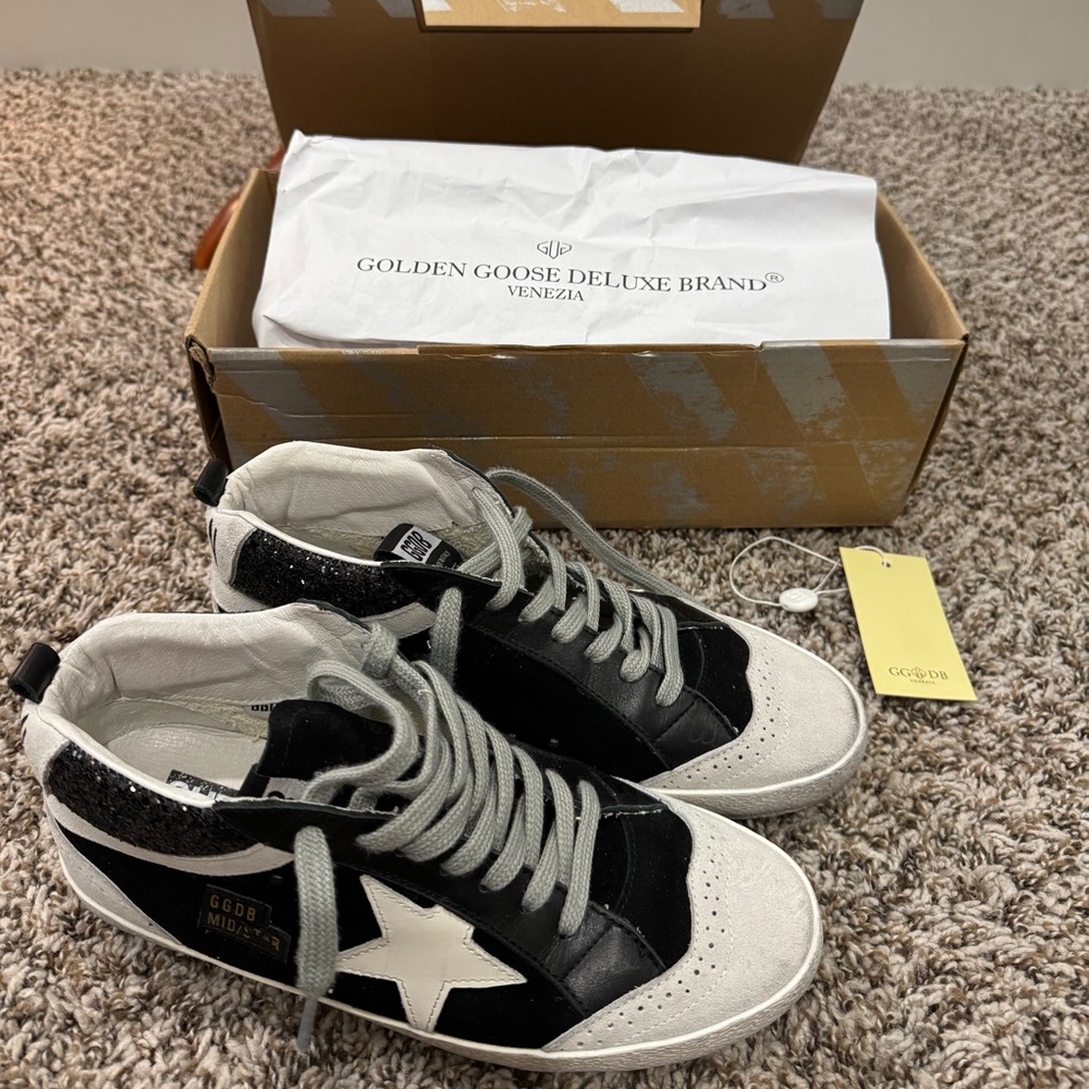 Golden Goose INSPIRED Black and White “mid-star” Sneakers - 40